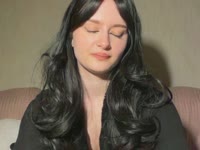 I like connection, tension and a bit of mystery...I notice details most people missTell me what you wantYou might end up wanting more