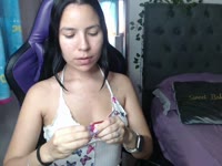 I am a naturally hairy and DOMINANT girl, I love good chats, walks and walks holding hands and kissing with lots of tongue and saliva... I love when they let me take control, it makes me very happy and turns me on knowing that I am the one in charge. I am 99% Angel but 1% is dangerous! ohh... Would you dare to discover that 1%? or are you scared? One of my fetishes is playing in public while other people watch me on the street, and risking trying new things that could be a little dangerous. I have a very good level of English so we can talk.