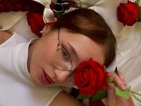 hot strip tease webcam AngeleWirtanen