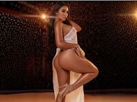 camgirl masturbating with dildo AriaSins
