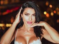 camslut topless BiankaLeoness