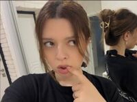 webcam striptease show DevonaChurchey