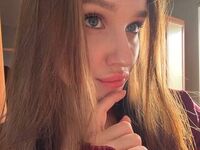 chat with cam ElisaHeathe