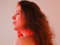 naked camgirl fingering pussy SophieTaffie