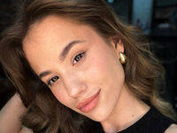 topless girl PearlyLominack