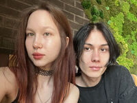 naked couple with live cam CoralineAiden