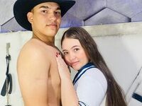 live couple blowjob cam EvelynAndMason