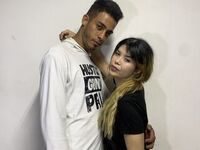 live video chat couple JoselynAndFredy