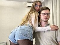 naked cam live show PashaAndMila