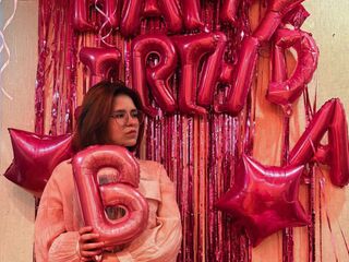 live sex webcam AdinaBoas