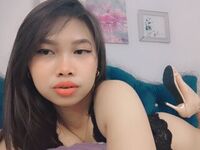 hot cam girl spreading pussy AickoChann