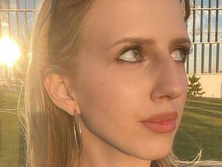 babe webcam AishaSpringstead