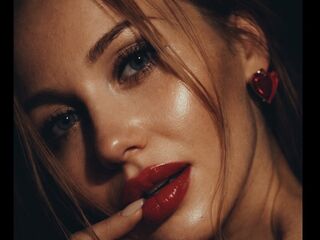 girl fingering pussy AlicePicasso