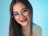 camgirl fingering wet pussy AliciaVine