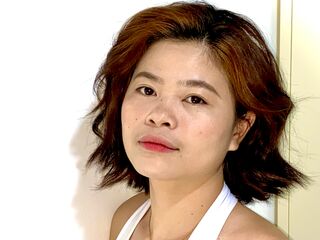 free nude cam AmoraVera