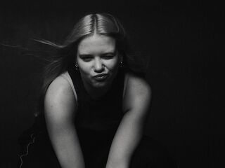 cam girl picture AngellaMaulin
