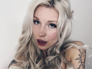 camgirl chatroom AnnieAngel