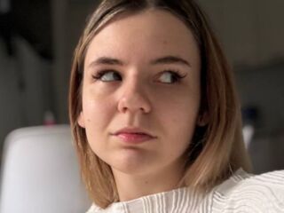 chatslut AnnikaMorgan