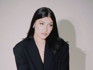 cam girl AsiaShifman