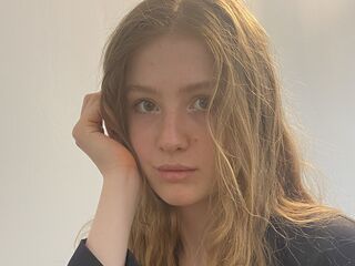 real live cam pic AuraTyce