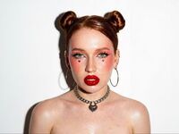 strip tease BellaMesmer