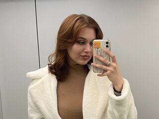 webcamgirl BrynnMeury