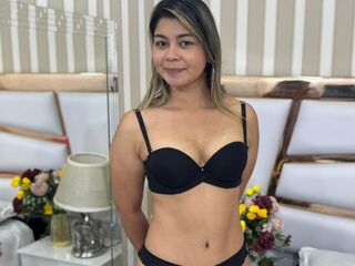 fingering girl chatroom CarlyJoness