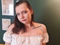 camgirl masturbating CarolineLuis