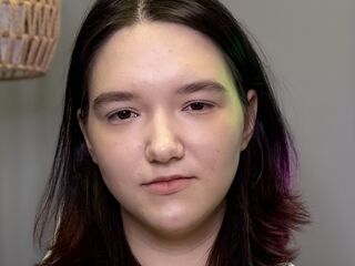 free nude cam CecilleBonavita