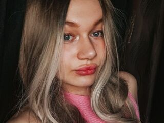 online chat CirillaAkerman