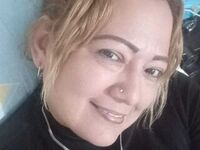 fingering webcamgirl ClauDaniels