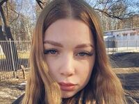 masturbating camgirl ColletteSitzes