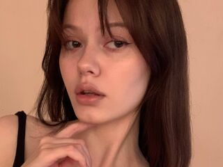 free nude cam DeniseBonnel