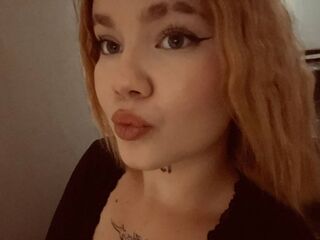 camwhore fingering shaved pussy DorisHall