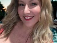 naked cam girl EllaSophiaNoir
