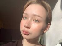 naughty webcamgirl ElwineCawthorne