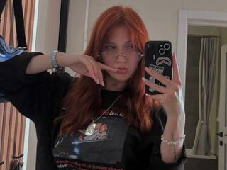 cam girl fingering pussy EmmaMinis