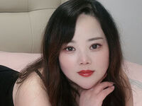 camgirl showing tits EnyaLin