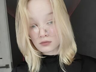 camslut showing pussy EusebiaStawasz