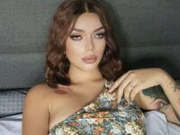 strip tease HollyMax