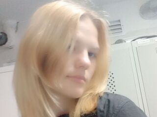 camgirl chat room IzettaRambousek