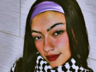 cam babe JeanneGerard