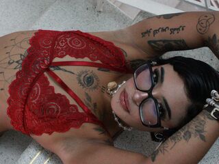 streaming live webcam JessiHilton