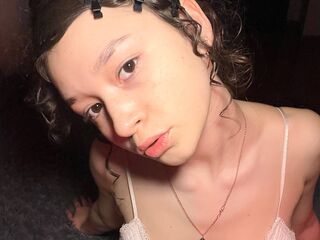 cam chat JolynnOssman