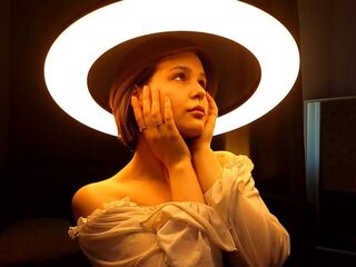 camslut naked JoslynDelmolino