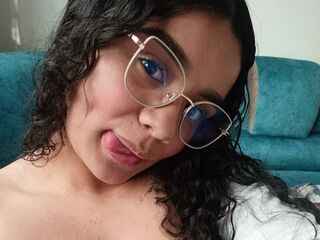 camgirl chat room KathyCarter