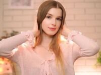 live webcam performer KendraBartram