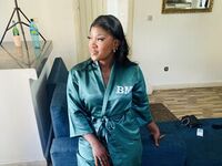 camslut topless LisaNitti