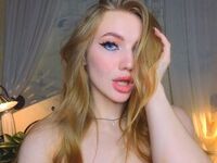 camgirl masturbating with sex toy LucettaBridgewat