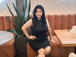 chatroom LuisaMiller